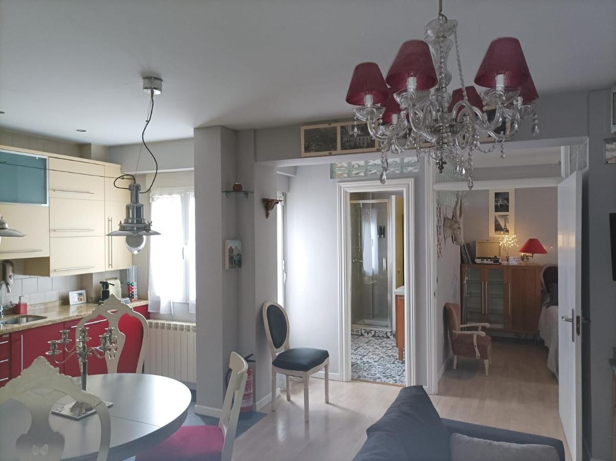 וייאדוליד Apartamento San Quirce - Centrico Y Reformado- Wifi Y Netflix מראה חיצוני תמונה