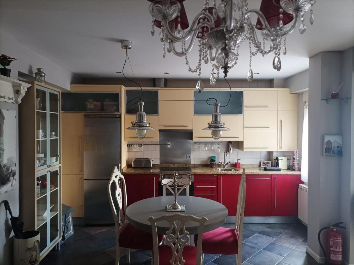 וייאדוליד Apartamento San Quirce - Centrico Y Reformado- Wifi Y Netflix מראה חיצוני תמונה