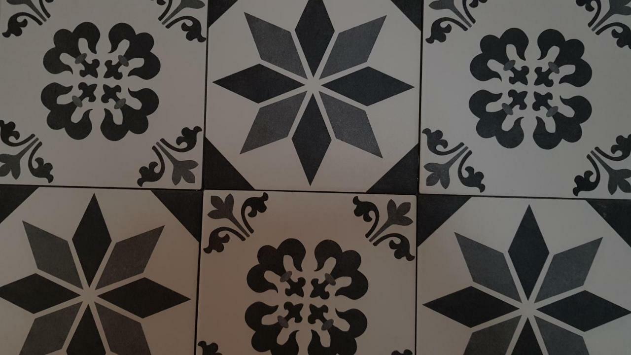 וייאדוליד Apartamento San Quirce - Centrico Y Reformado- Wifi Y Netflix מראה חיצוני תמונה